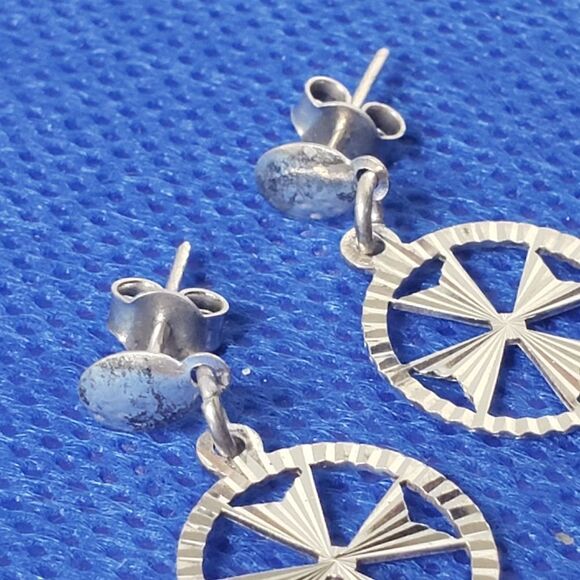 VINTAGE Silver-plated Maltese Cross Pierced Earrings - Picture 5 of 6